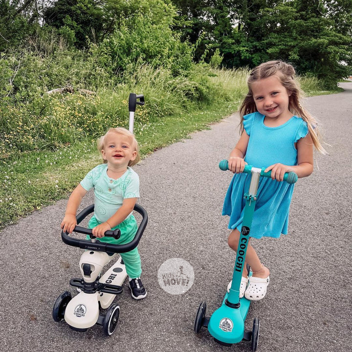 Xe scooter cho bé gái Cooghi V4